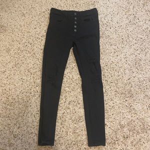 VERY VERY VERY stretchy pants